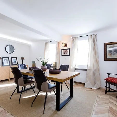 Oldtown Exclusive Apartment *