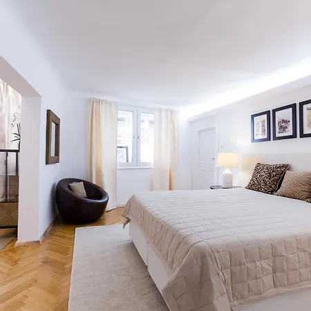 Oldtown Exclusive Apartment