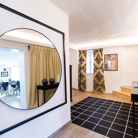 Oldtown Exclusive Apartment